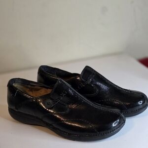 Clarks Artisan Black and Brown Leather Footwear